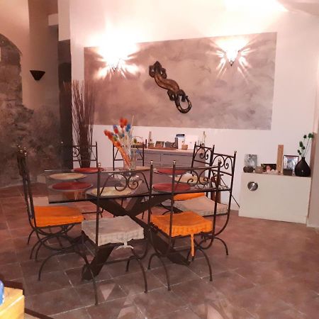 Chez Patricia & Denis Bed & Breakfast Flassans-sur-Issole Ngoại thất bức ảnh